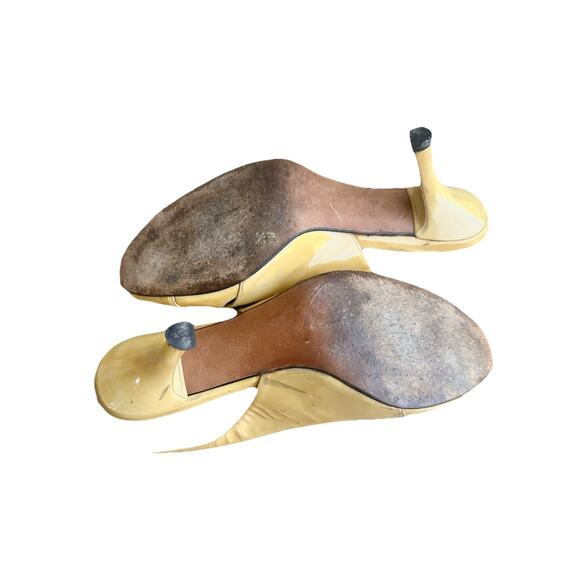 Stuart Weitzman 8.5 Butter Yellow Slingback Kitten Heel Pump Peep Toe Cross - Picture 9 of 9